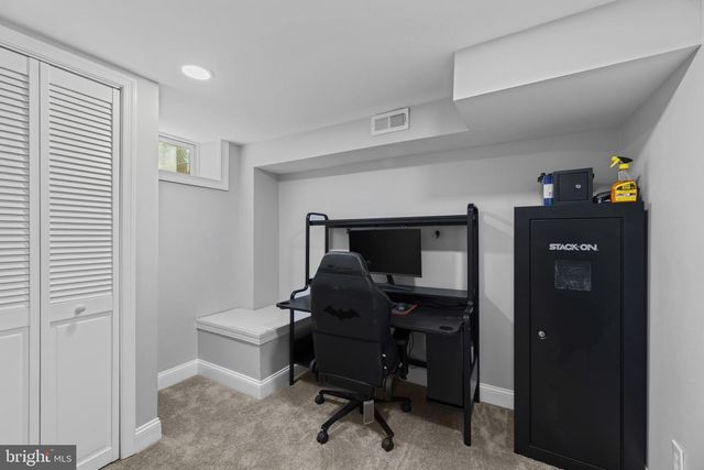 353 LEEANNE RD, Essex, MD 21221