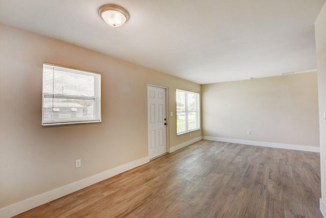 9188 Birmingham Drive, Palm Beach Gardens, FL 33410