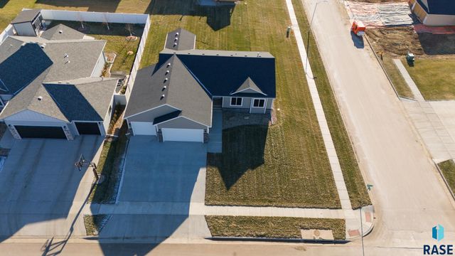 5301 E 63rd St Street, Sioux Falls, SD 57108