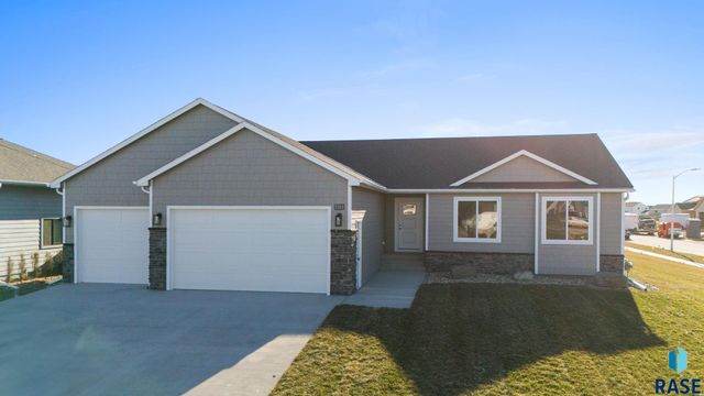 5301 E 63rd St Street, Sioux Falls, SD 57108