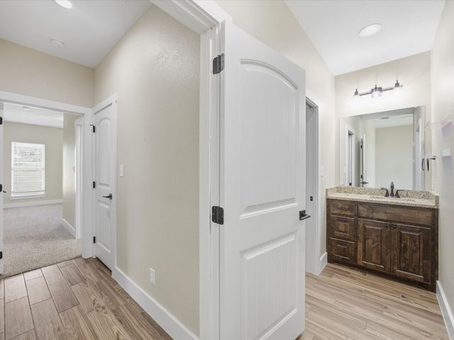 105 Carls Court, Boyd, TX 76023