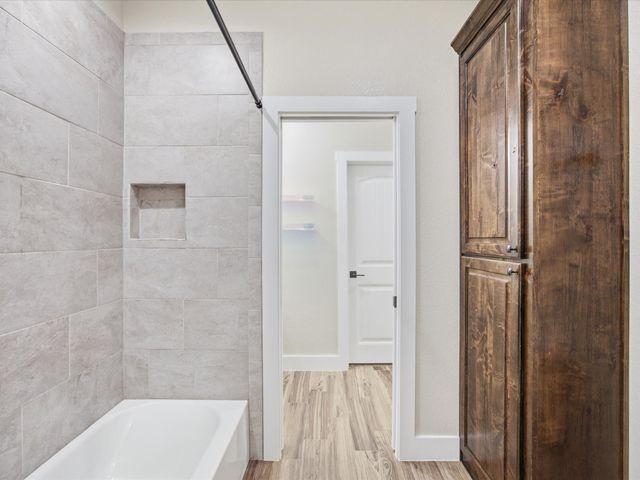 105 Carls Court, Boyd, TX 76023
