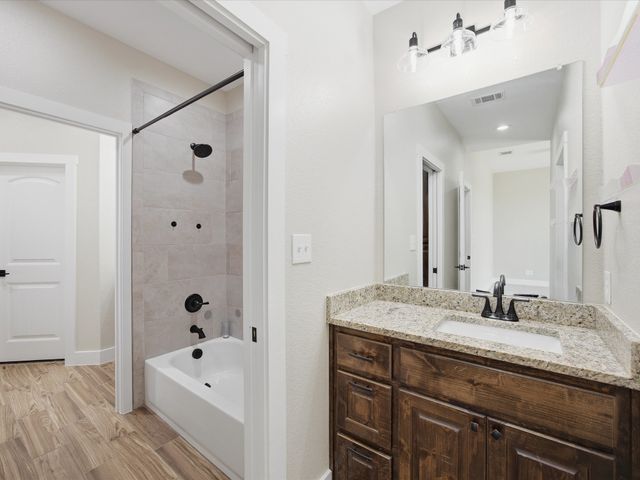 105 Carls Court, Boyd, TX 76023