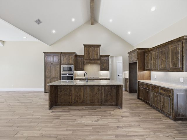 105 Carls Court, Boyd, TX 76023