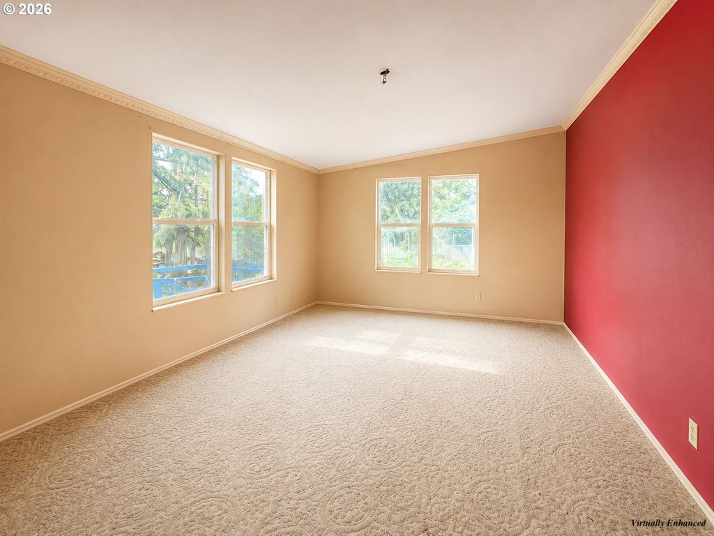 Image 10 of property listing at 4751 Ne HENRY CREEK Rd, Dayton, OR 97114