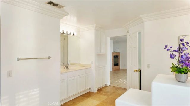 12349 Kern River Drive, Eastvale, CA 91752