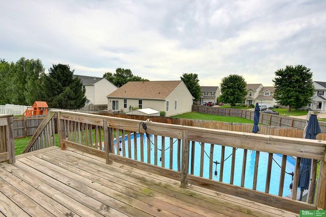 2209 S Mineral Drive, Papillion, NE 68046