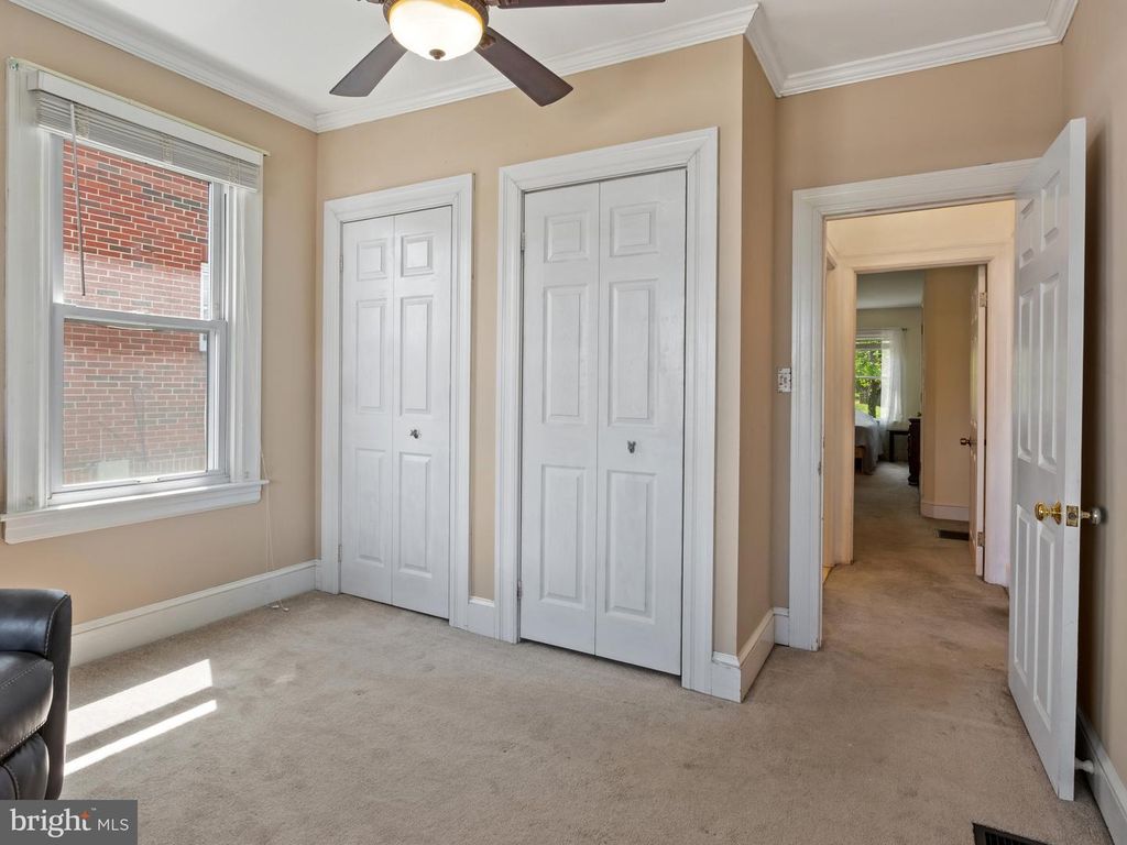Image 13 of property listing at 2955 EDGEWOOD AVE, Parkville, MD 21234