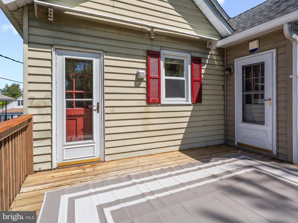 Image 25 of property listing at 2955 EDGEWOOD AVE, Parkville, MD 21234