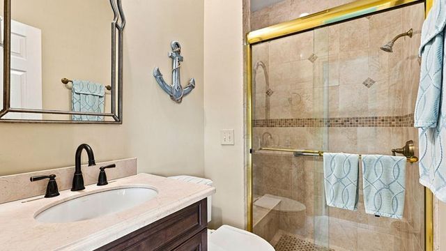 1 WYCLIFF Road, Palm Beach Gardens, FL 33418