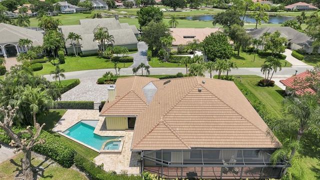 1 WYCLIFF Road, Palm Beach Gardens, FL 33418