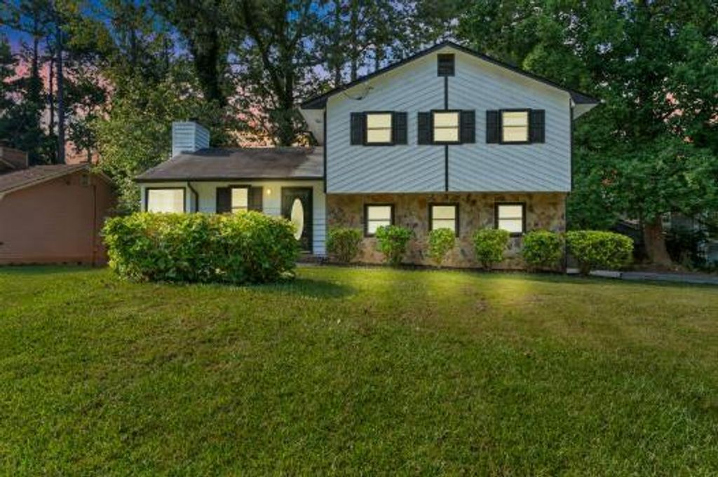 5354 Kemper Place, Stone Mountain, GA 30088