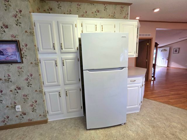 111 Festival Circle, Chicopee, MA 01020