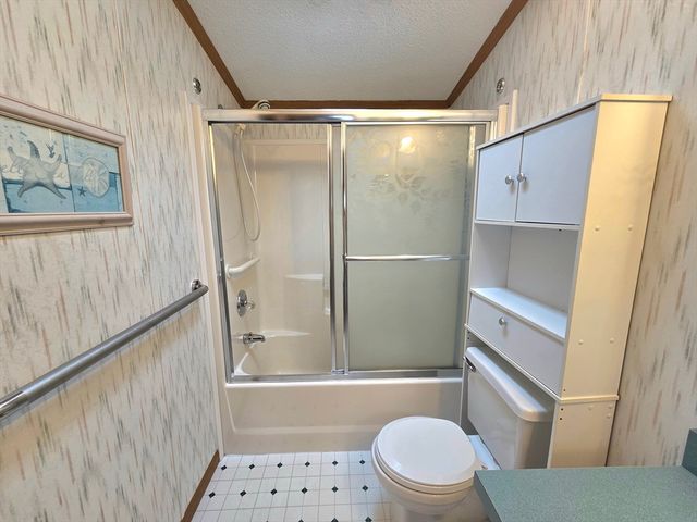 111 Festival Circle, Chicopee, MA 01020