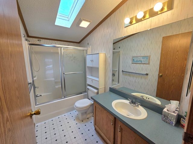 111 Festival Circle, Chicopee, MA 01020