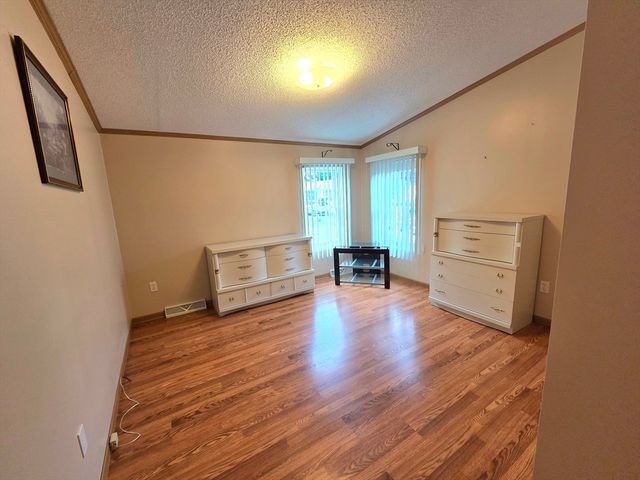 111 Festival Circle, Chicopee, MA 01020