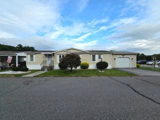 111 Festival Circle, Chicopee, MA 01020