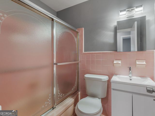 836 Oakdale Drive, Forest Park, GA 30297