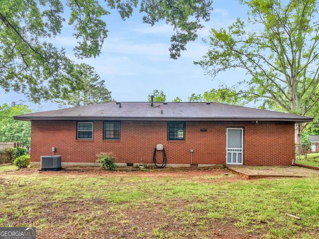 836 Oakdale Drive, Forest Park, GA 30297