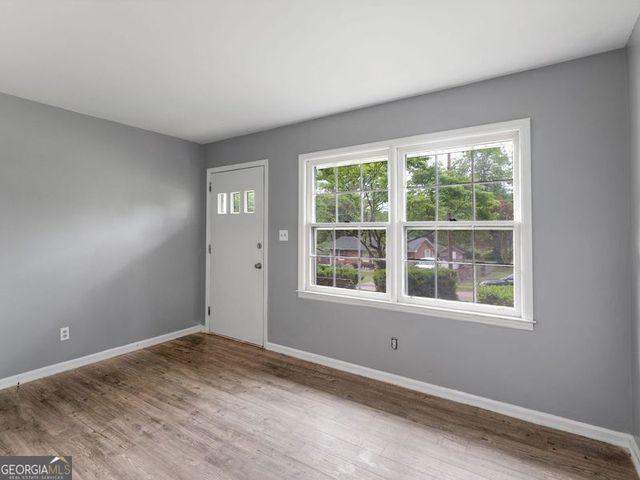 836 Oakdale Drive, Forest Park, GA 30297