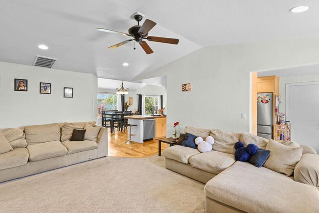 107 N 1st Street, Talent, OR 97540