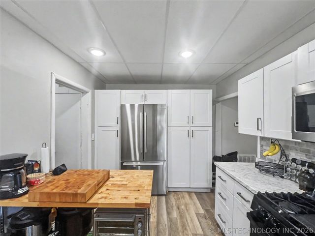 130 E Chickasaw Street, Tahlequah, OK 74464