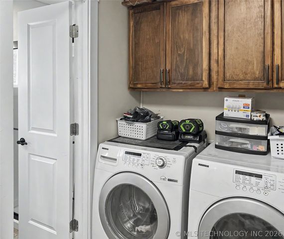 130 E Chickasaw Street, Tahlequah, OK 74464
