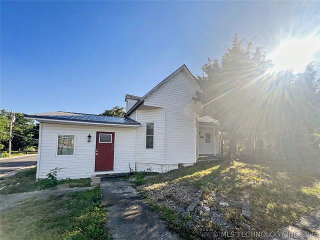 130 E Chickasaw Street, Tahlequah, OK 74464