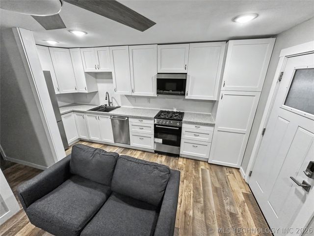 130 E Chickasaw Street, Tahlequah, OK 74464