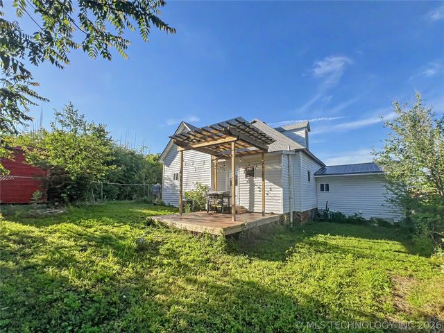 130 E Chickasaw Street, Tahlequah, OK 74464
