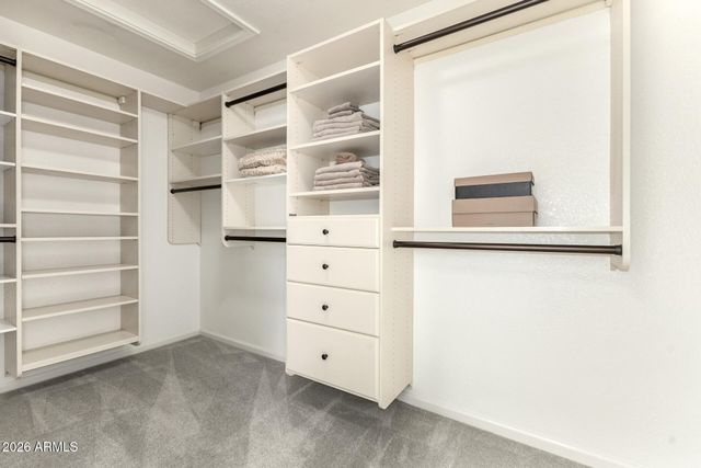 3827 E GLENHAVEN Drive, Phoenix, AZ 85048