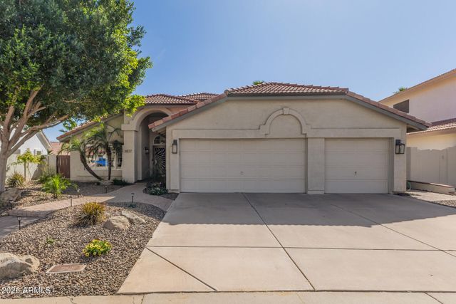 3827 E GLENHAVEN Drive, Phoenix, AZ 85048