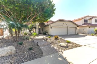 3827 E GLENHAVEN Drive, Phoenix, AZ 85048