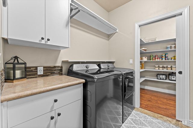 4868 W Rosslare Dr, Eagle, ID 83616
