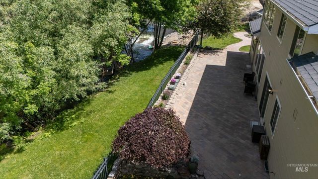 4868 W Rosslare Dr, Eagle, ID 83616