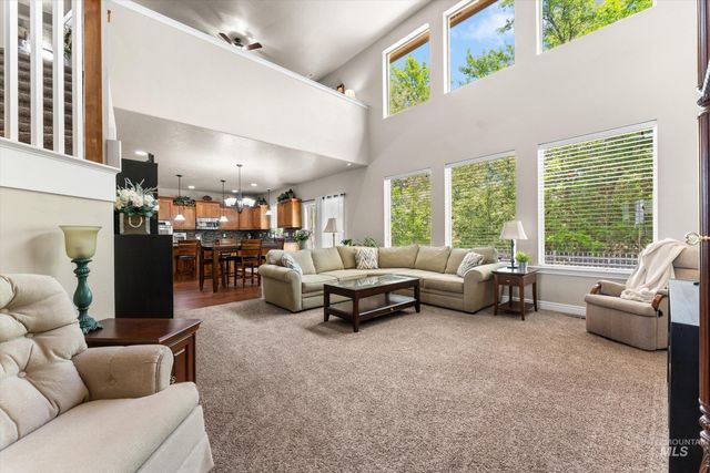 4868 W Rosslare Dr, Eagle, ID 83616