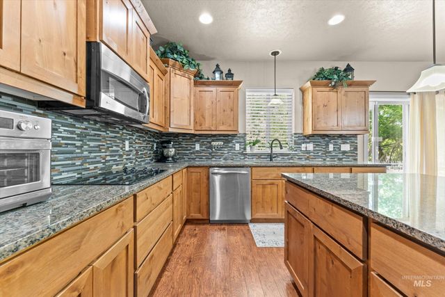 4868 W Rosslare Dr, Eagle, ID 83616