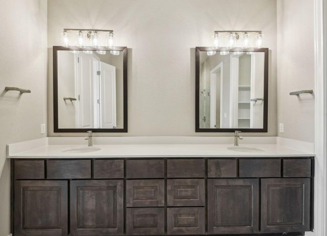 218 Flora Springs CV, Liberty Hill, TX 78642