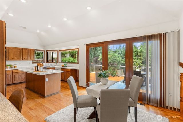 102 SW 301st Street, Federal Way, WA 98023