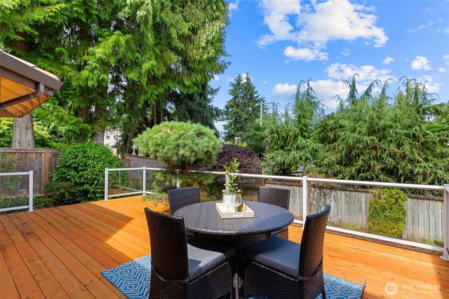 102 SW 301st Street, Federal Way, WA 98023