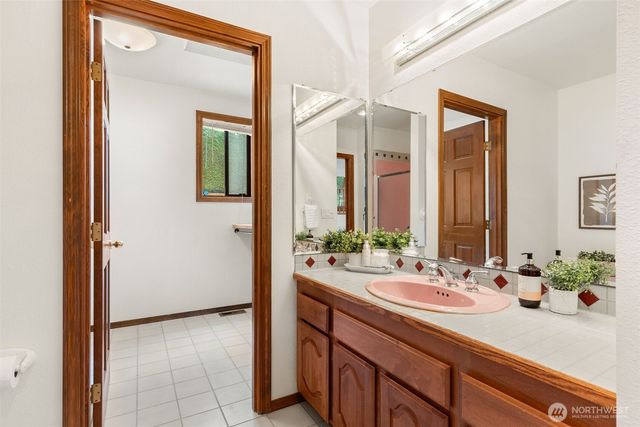 102 SW 301st Street, Federal Way, WA 98023