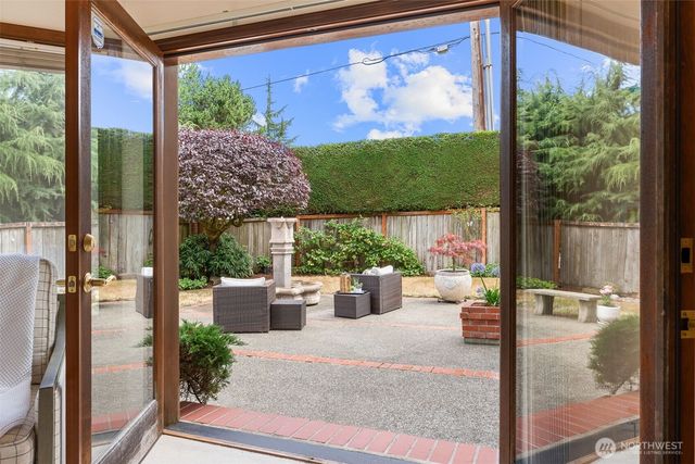 102 SW 301st Street, Federal Way, WA 98023