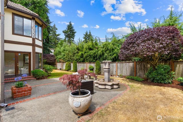 102 SW 301st Street, Federal Way, WA 98023