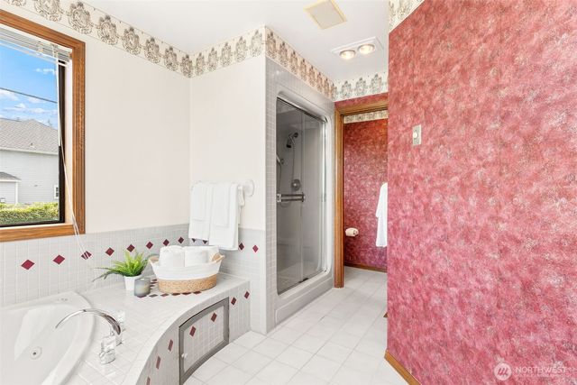 102 SW 301st Street, Federal Way, WA 98023
