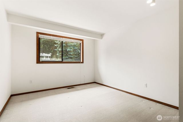 102 SW 301st Street, Federal Way, WA 98023