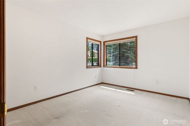 102 SW 301st Street, Federal Way, WA 98023