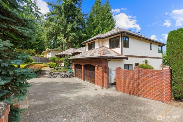 102 SW 301st Street, Federal Way, WA 98023