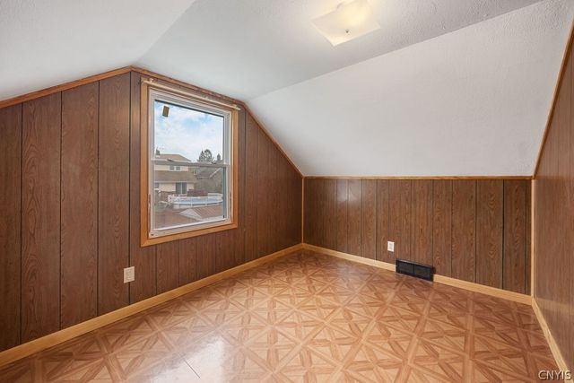 352 Roxford Road North, Salina, NY 13208