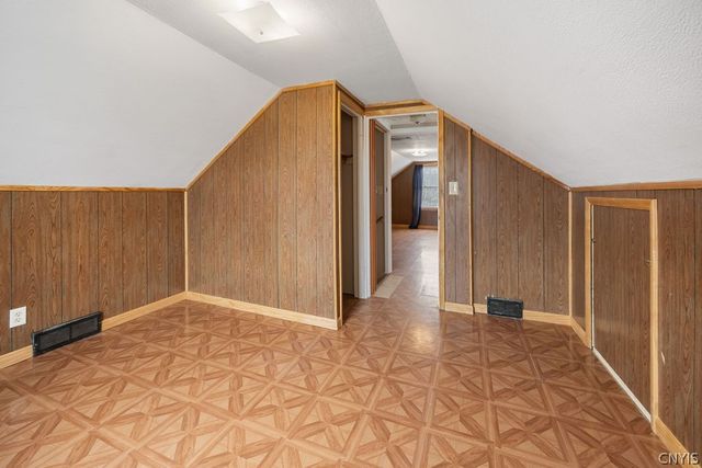 352 Roxford Road North, Salina, NY 13208