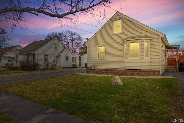 352 Roxford Road North, Salina, NY 13208